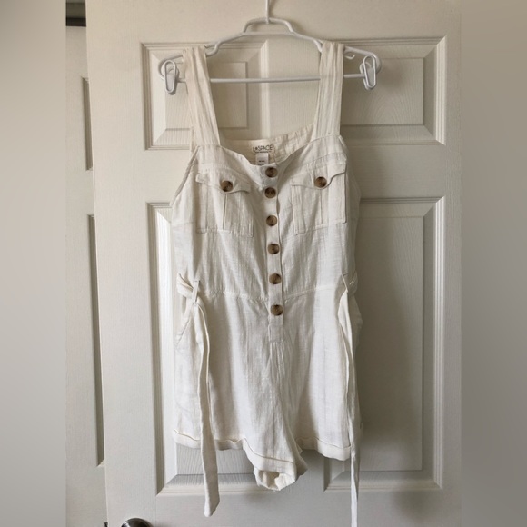 L*Space Getaway Romper Size M - Picture 2 of 9